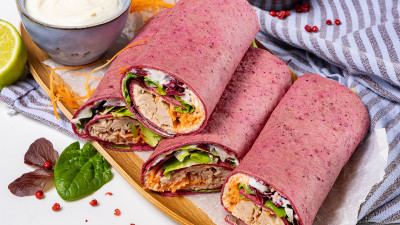 Wrap alla barbabietola con Filetti di Tombarello in Olio d’Oliva Angelo Parodi
