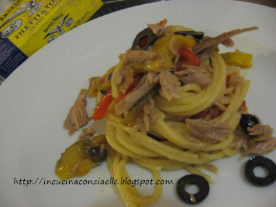 Spaghetti peperoni e Filetti di Tonno in Olio d'Oliva Angelo Parodi
