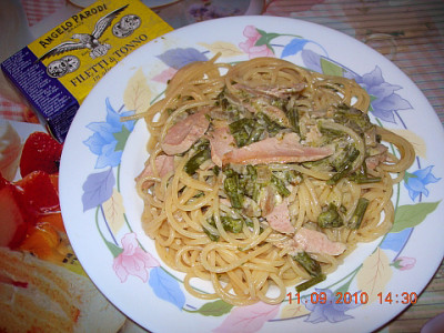 Spaghetti cremosi con asparagi e Filetti di Tonno in Olio d'Oliva Angelo Parodi