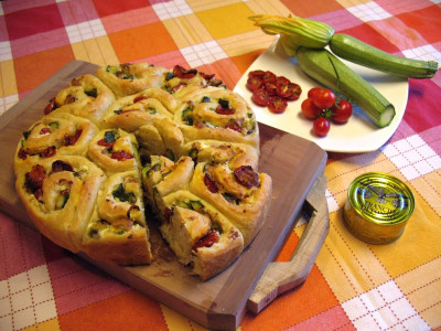 Torta di rose saporita con Filetti di Tonno in Olio d'Oliva Angelo Parodi