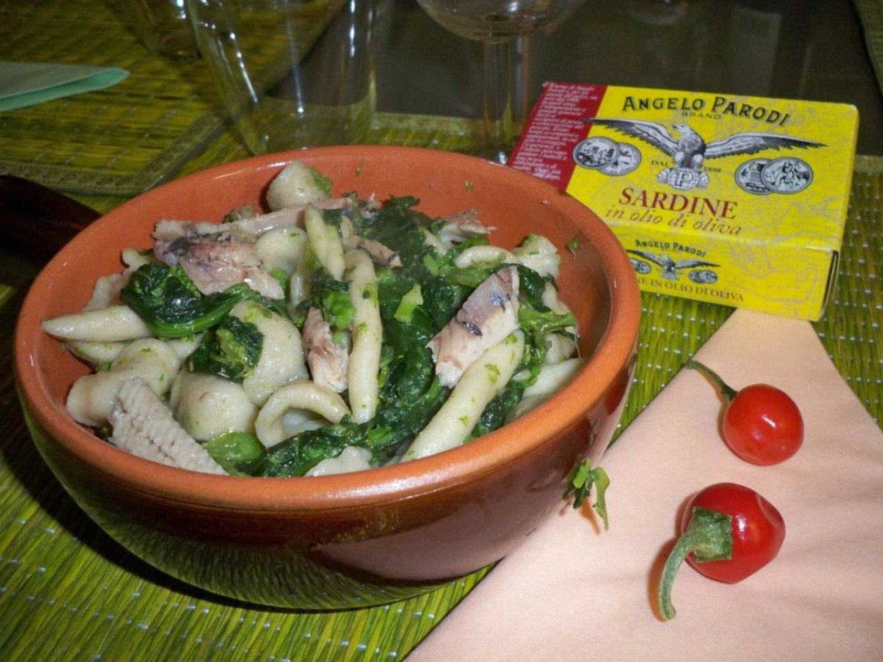 Orecchiette con le cime di rape e Filetti di Sardine in Olio d'Oliva Angelo Parodi