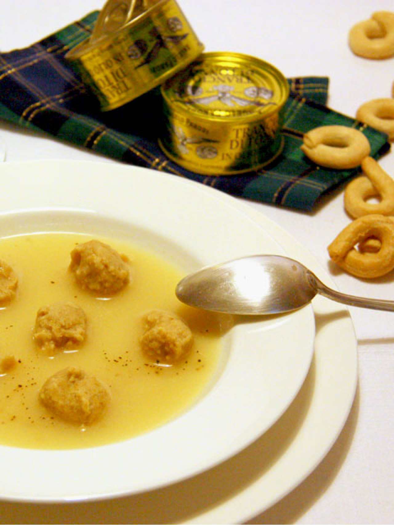 Vellutata di patate con gnocchetti al Trancio di Tonno in Olio d'Oliva Angelo Parodi