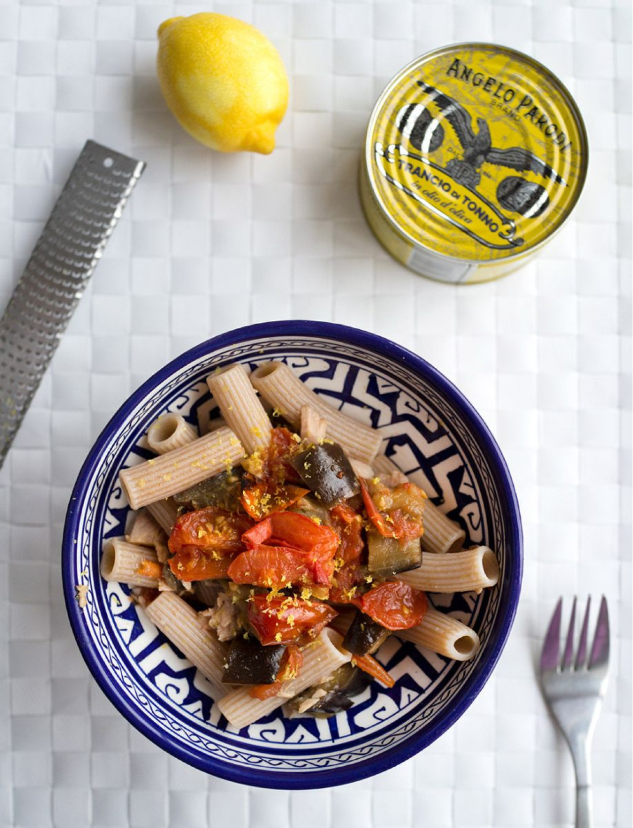 Pasta al farro con melanzane e Trancio di Tonno in Olio d'oliva Angelo Parodi