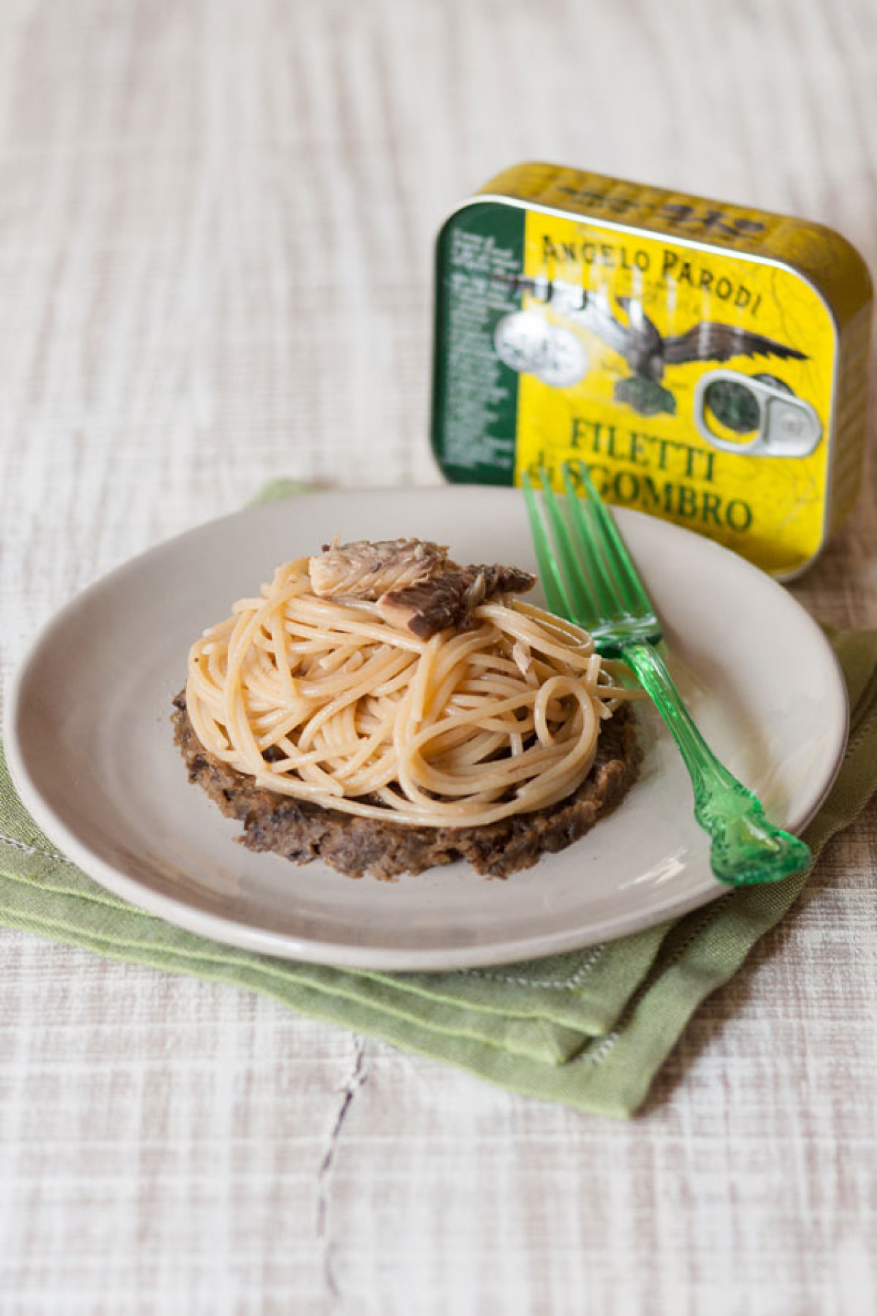 Spaghetti di kamut con crema di melanzane e Filetti di Sgombro in Olio d'Oliva Angelo Parodi