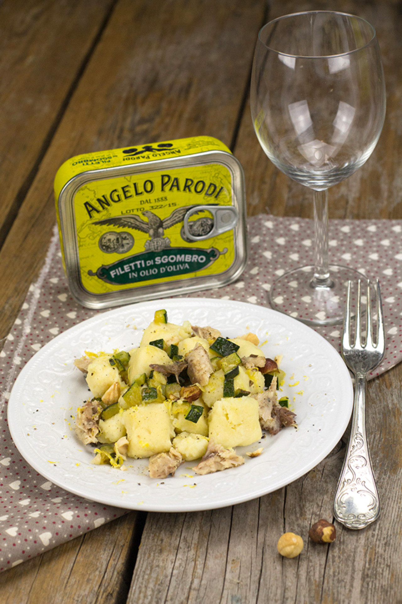 Gnocchi di patate e ricotta con Filetti di Sgombro in Olio d'Oliva Angelo Parodi e zucchine