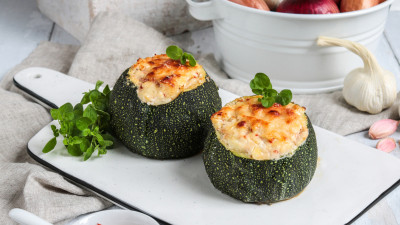 Zucchine tonde ripiene di Grana Padano e Trancio di Tonno in Olio d’Oliva Angelo Parodi