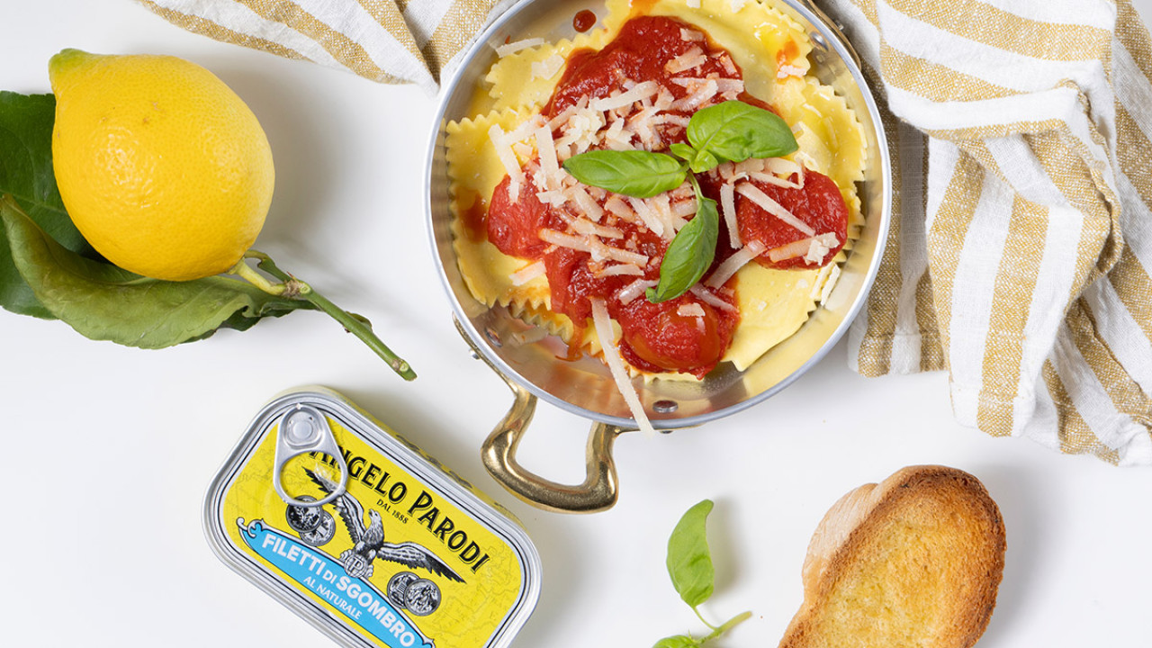 Ravioli di Sgombro al Naturale con sughetto di pomodori Pachino